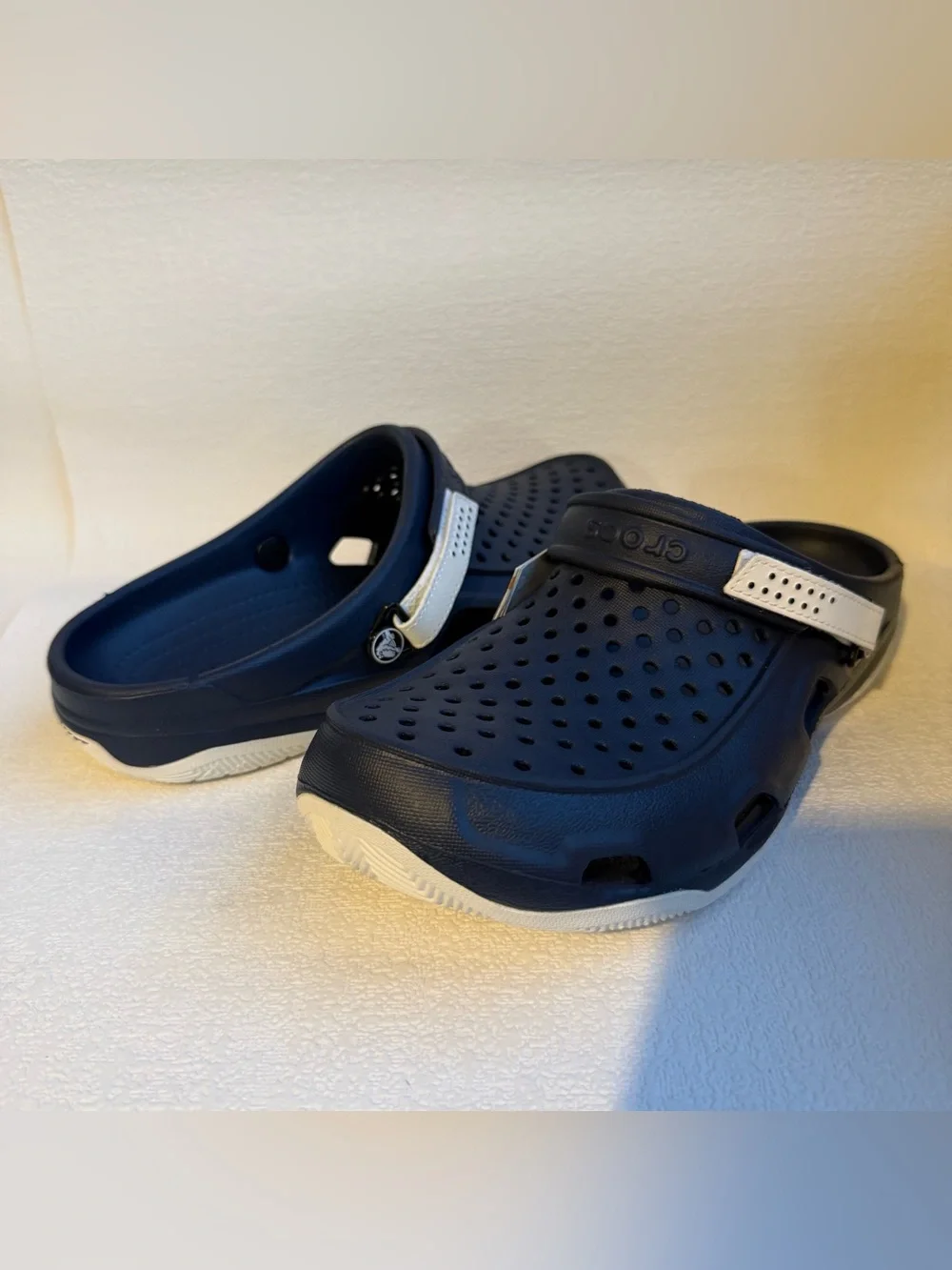 Crocs Swiftwater Deck Clogs Men’s 11 Navy White Water Shoes NWT